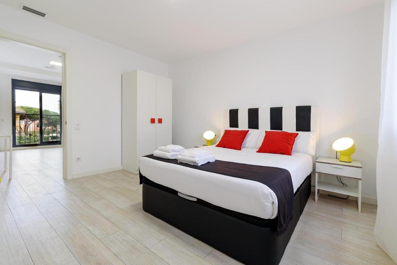 Castell Beach Aparthotel Castelldefels Eksteriør bilde